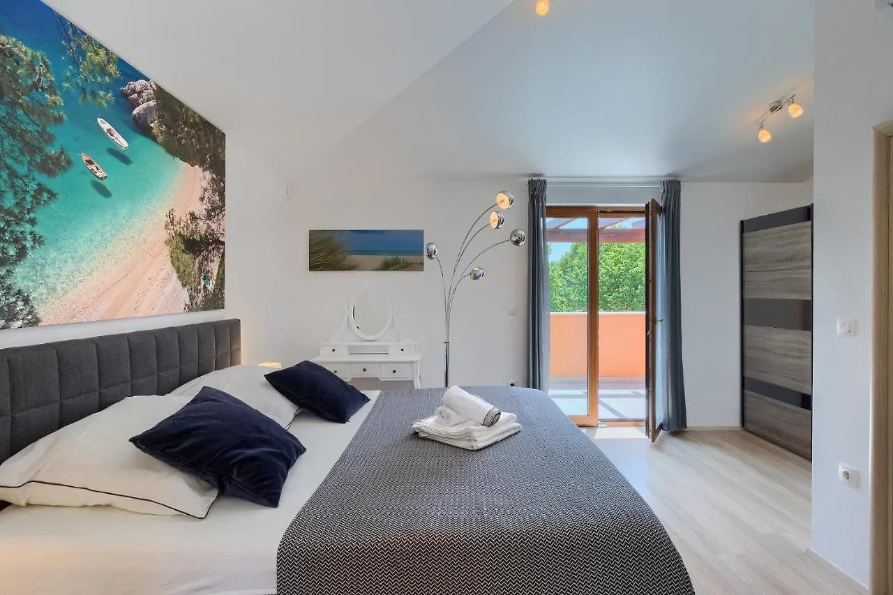 Villa Gloria, Villa With Heated Pool Kavran Croatia