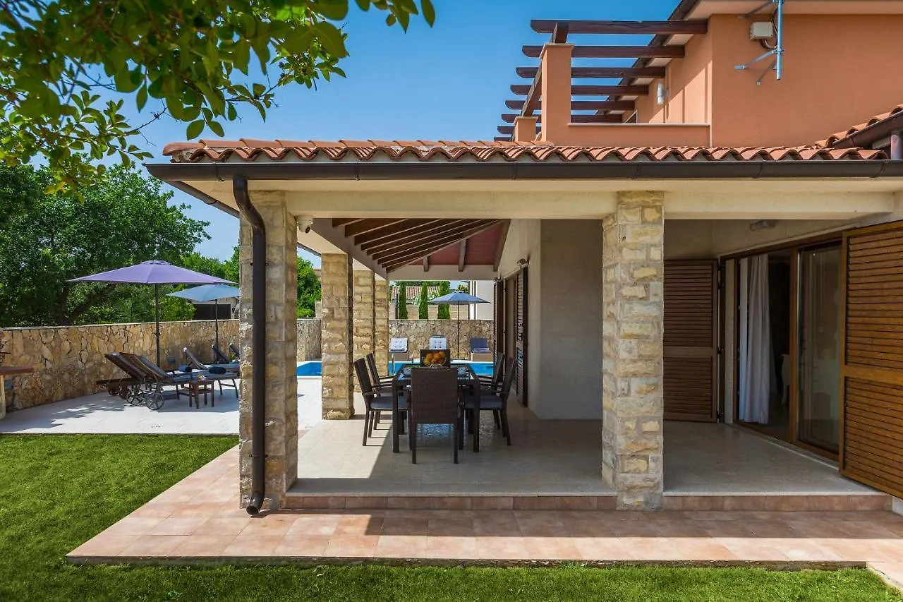 Villa Gloria, Villa With Heated Pool Kavran Croatia